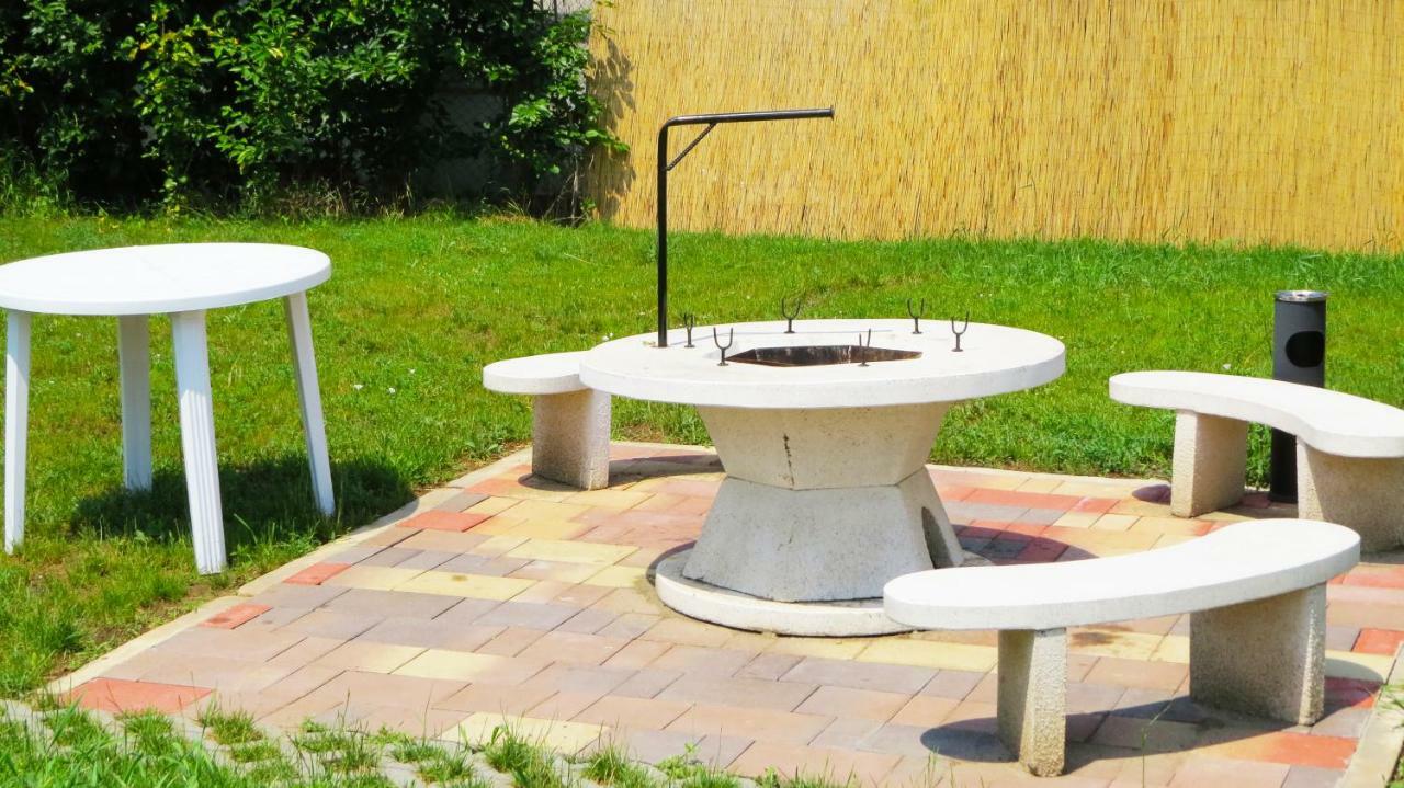 Hoforras Wellness Vendeghaz Hotel Egerszalok Luaran gambar